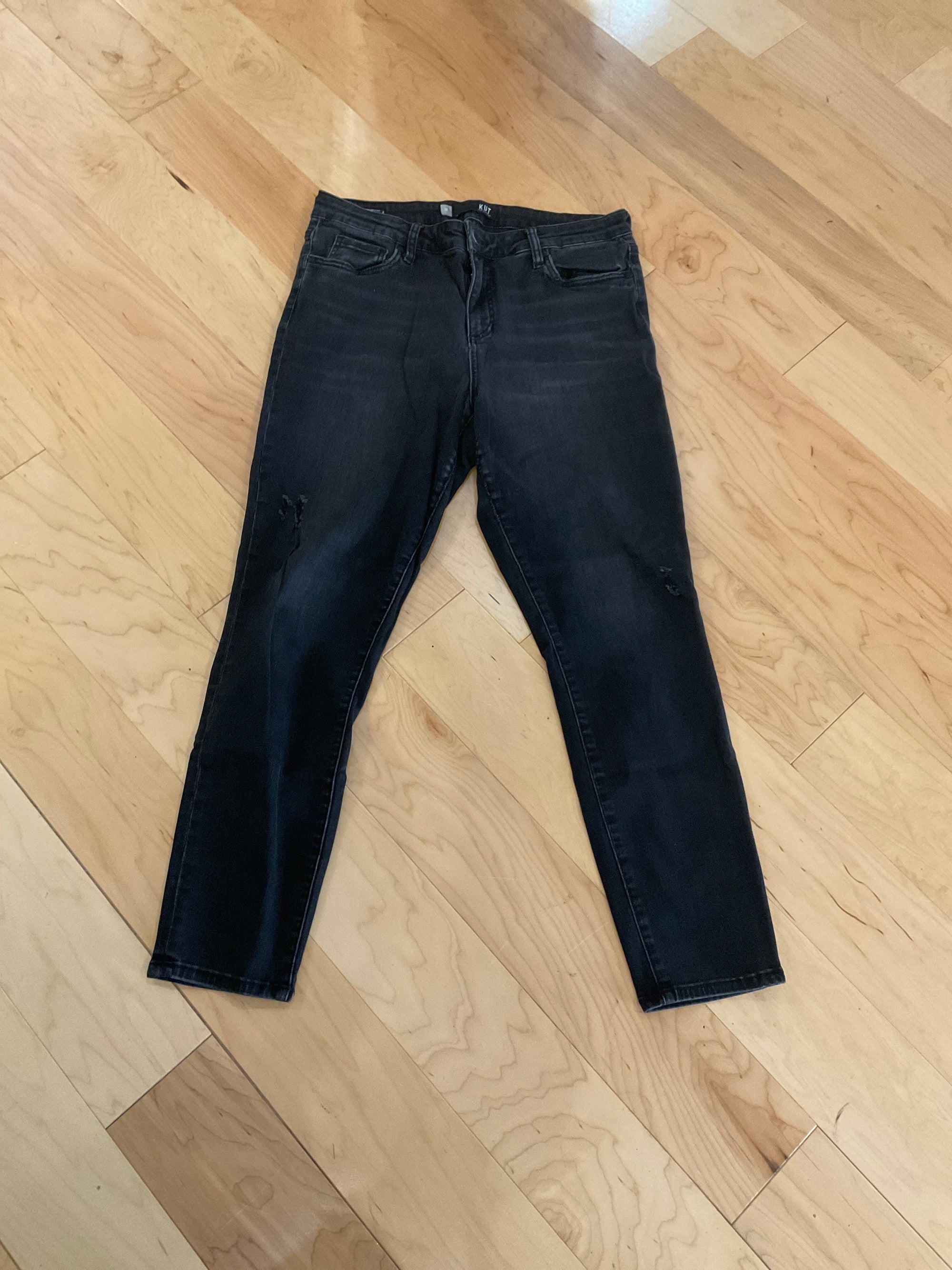 BLACK Kut DENIM 14