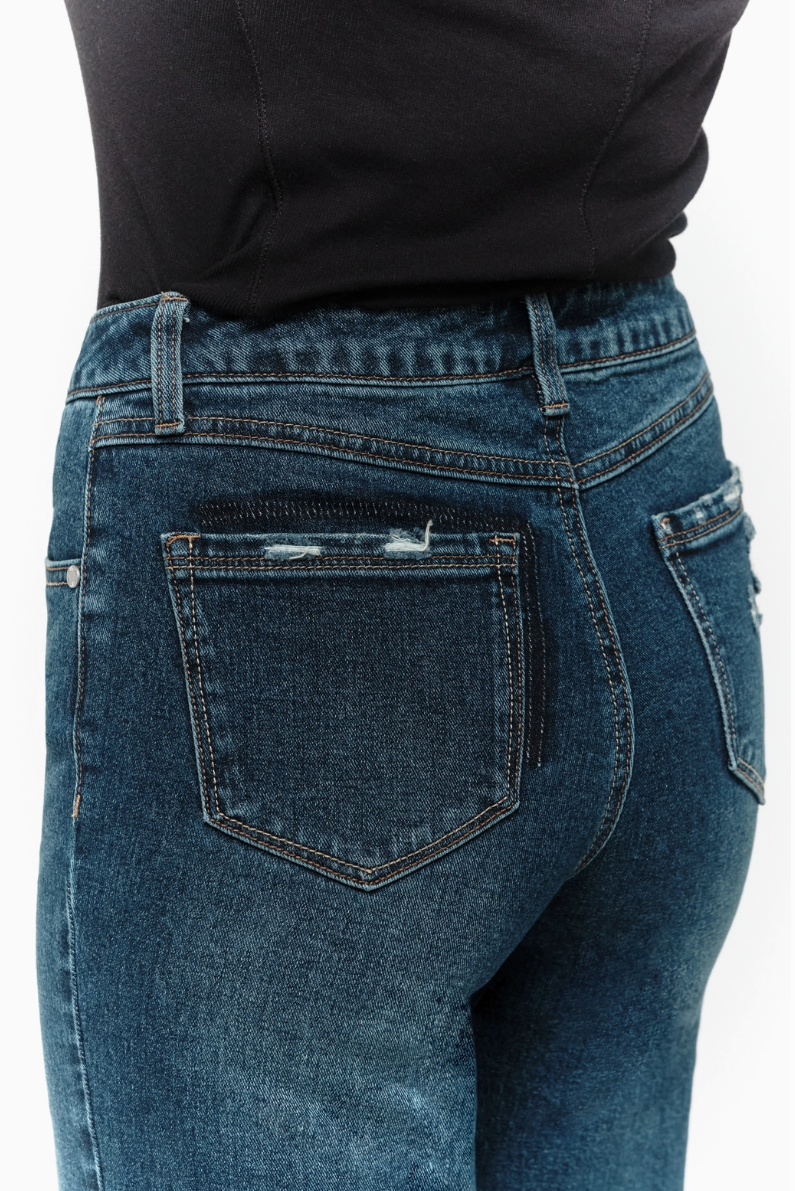 1822 Denim - 29" Raw Hem Wide Leg Crop Jean