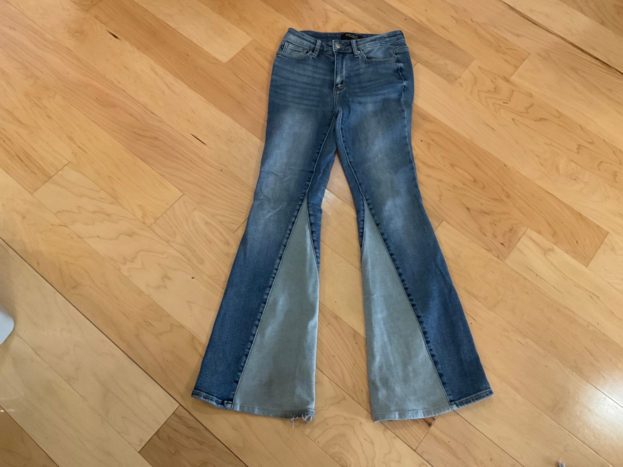 MED WASH JUDY BLUE DENIM flare 1