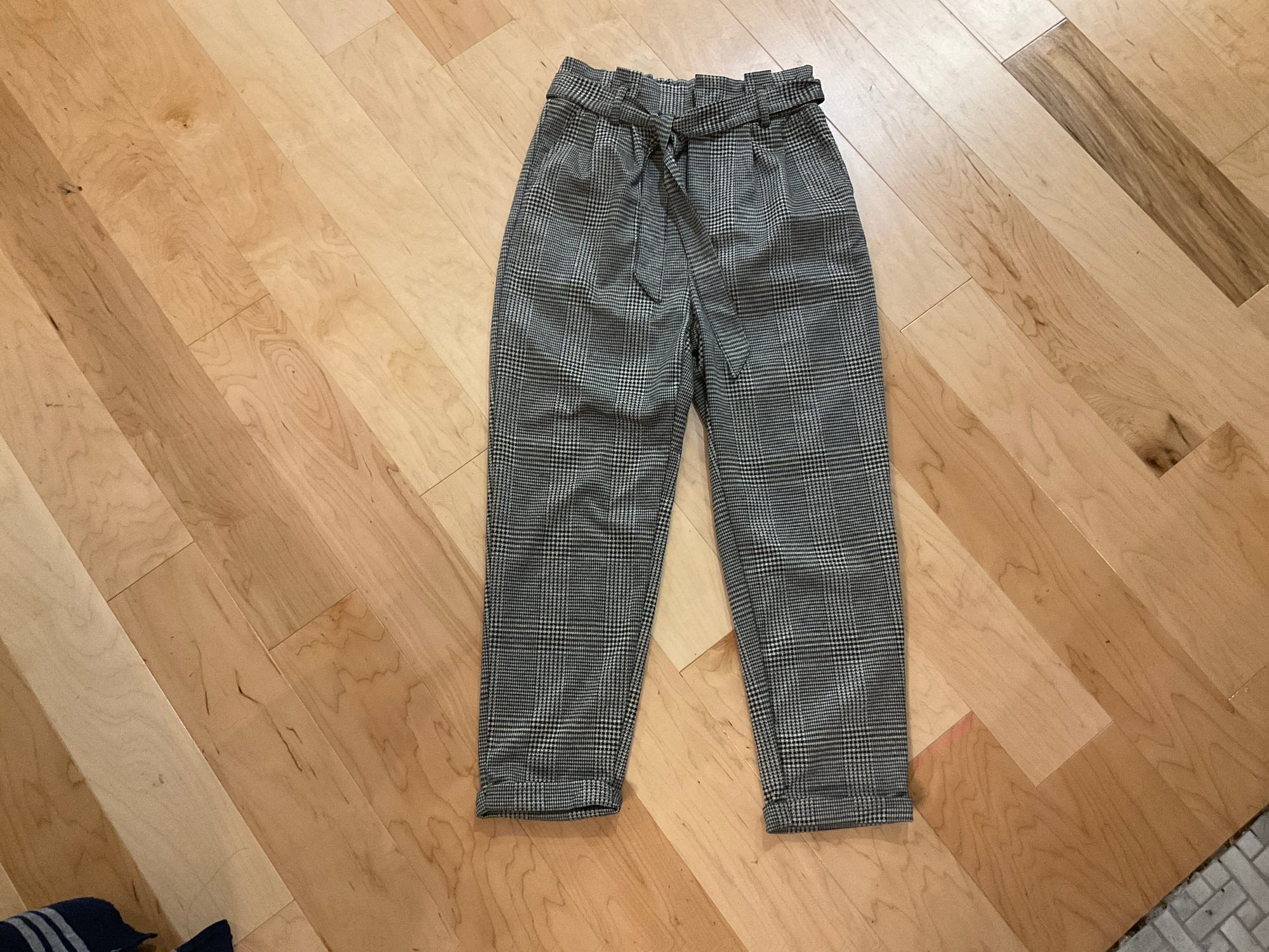 Patterned black/cream Love Tree PANTS M