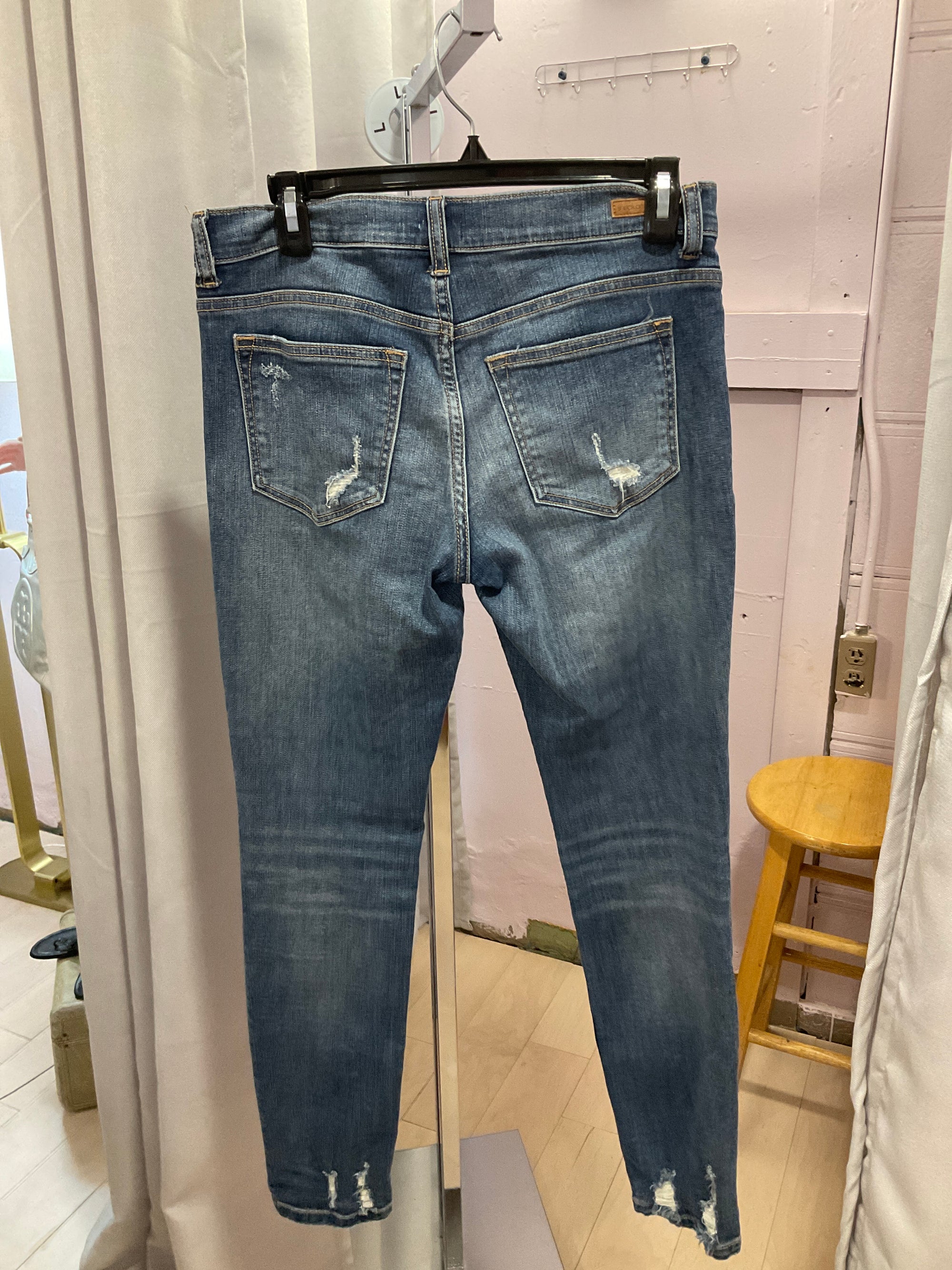 {{Client Code}} DENIM Sneak Peak JEANS, 26