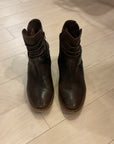 BROWN EARTH BOOTS 11