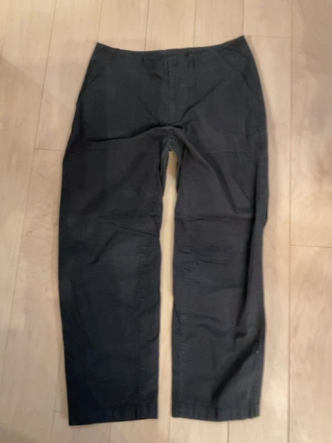 {{ClientCode}} BLACK RAG & BONE PANTS, 6