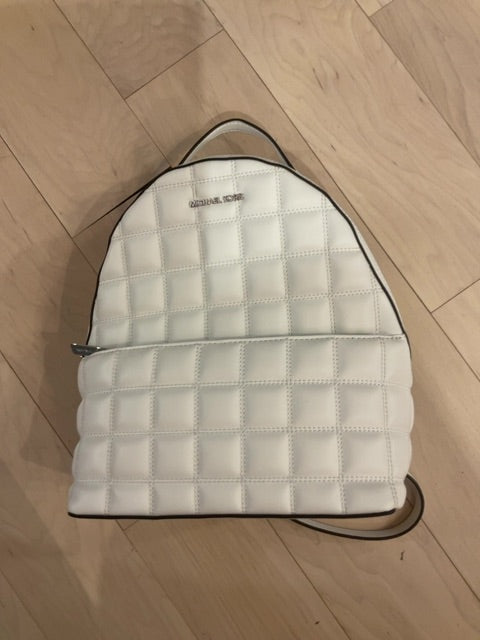 WHITE MICHAEL KORS BACKPACK PURSE