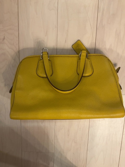 {{ClientCode}} MUSTARD COACH SATCHEL