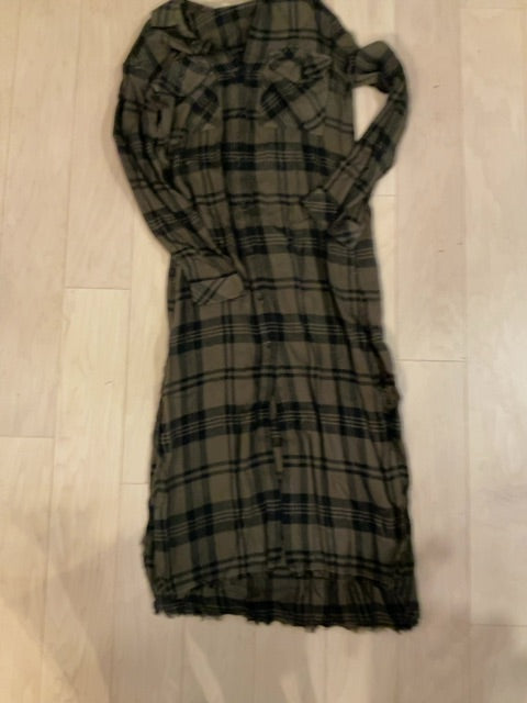 {{ClientCode}} GRN/BLK PLAID CLOTH & Stone LONG BUTTON DRESS, XS