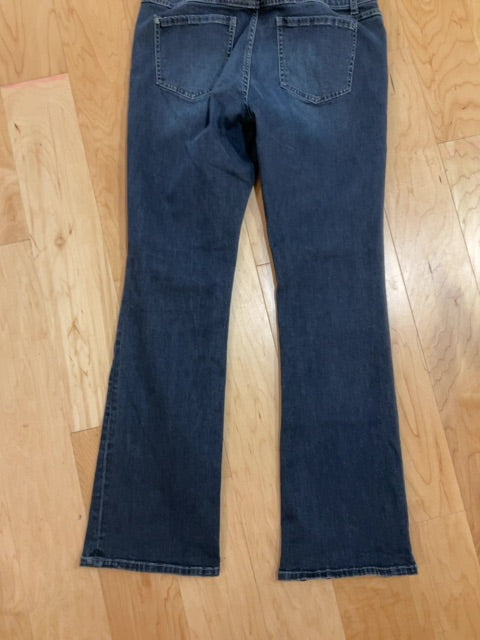 DENIM CABI BOOTCUT JEANS 8