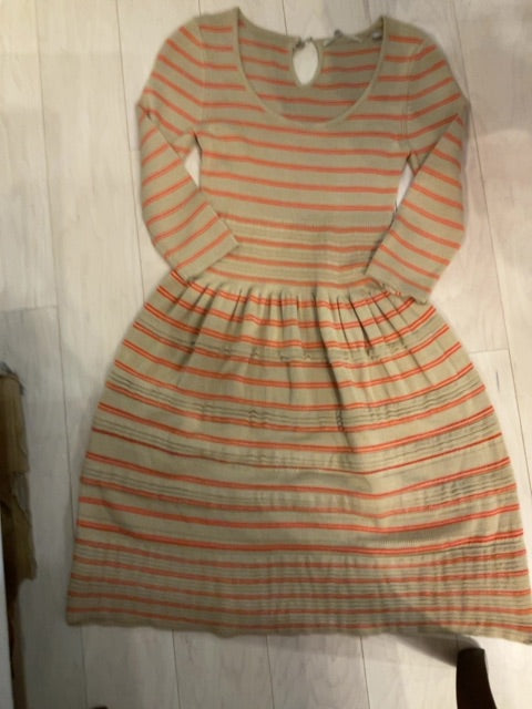 {{ClientCode}} TAN/ORG STRIPE KNITTED & KNOTTED Knit DRESS, XS