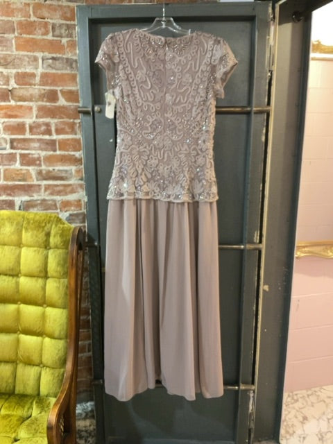 {{ClientCode}} TAUPE JS COLLECTIONS FORMAL DRESS, 6P