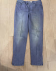 LIGHT WASH CHICOS JEANS .5 Regular
