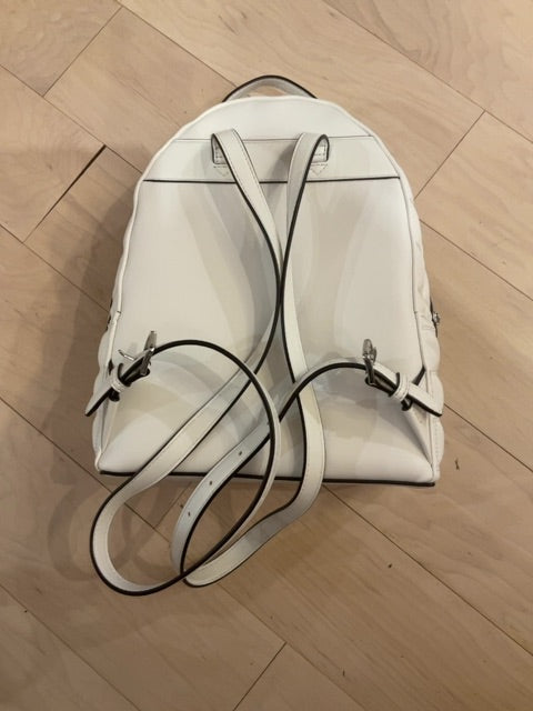 WHITE MICHAEL KORS BACKPACK PURSE