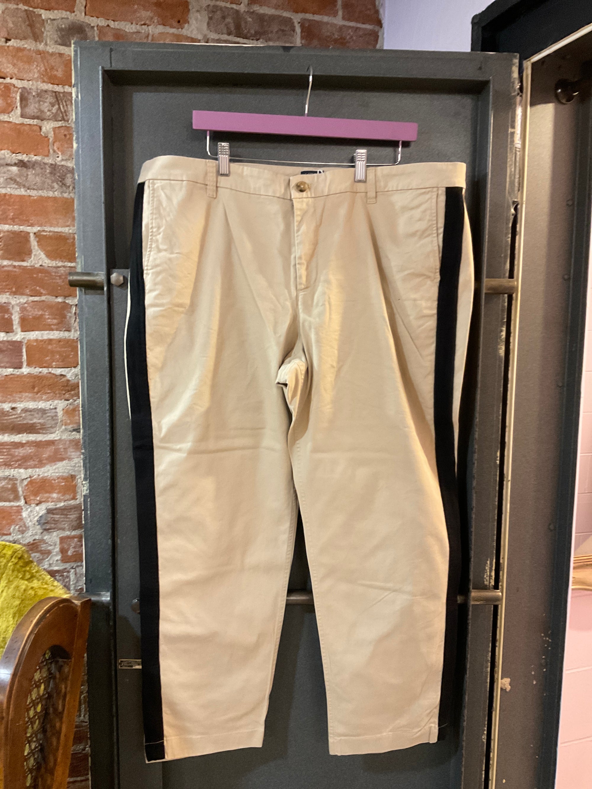 TAN J CREW PANTS 18