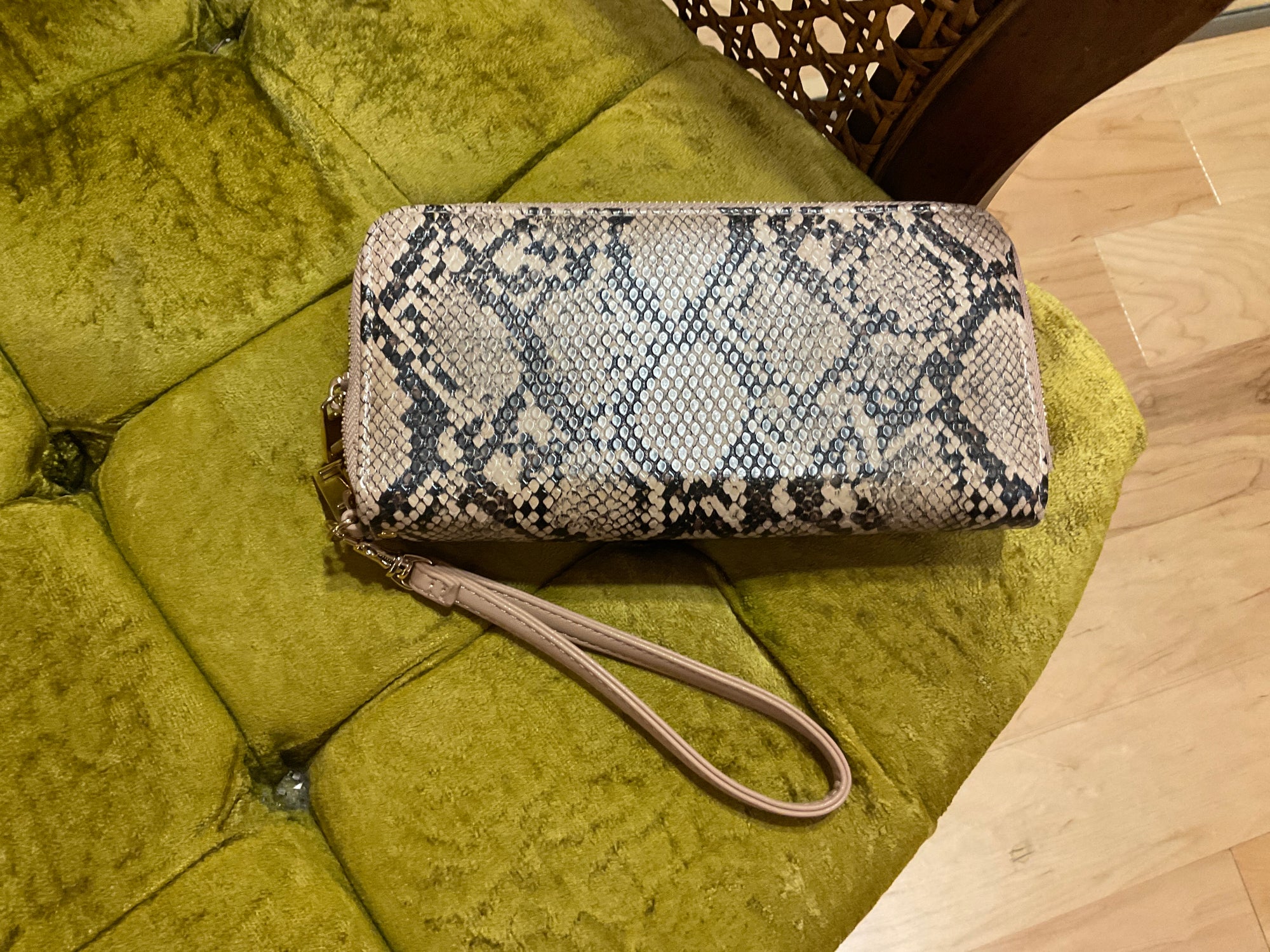 SNAKESKIN A NEW DAY WALLET