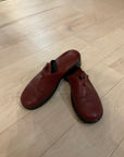 RED CLARKS SHOE 9