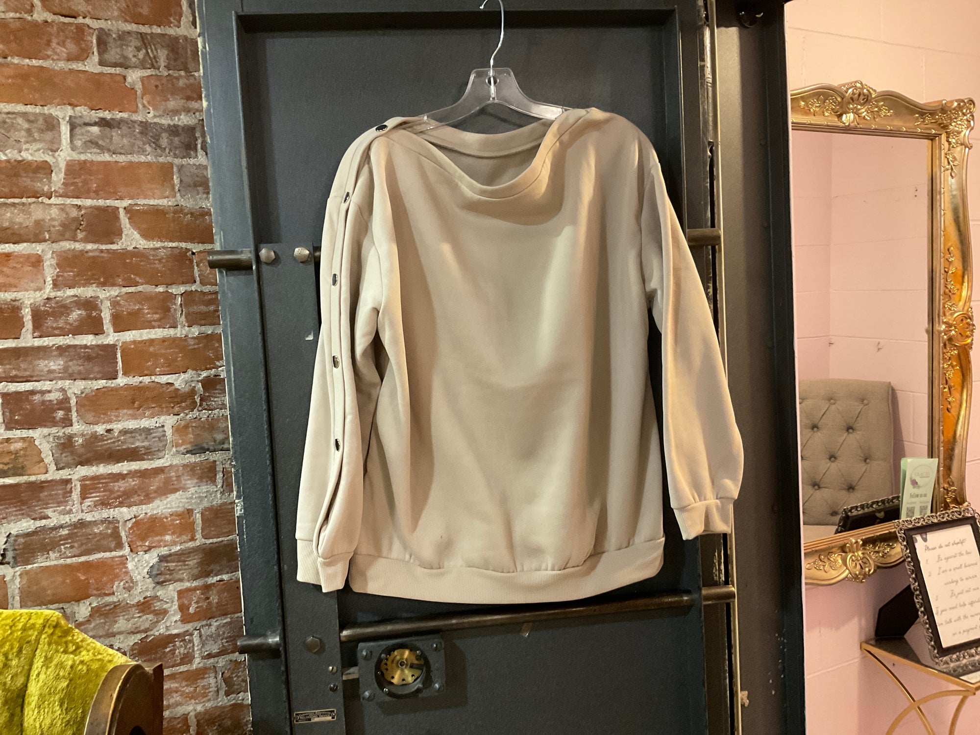 TAN UNKNOWN LONG SLEEVE SHIRT M