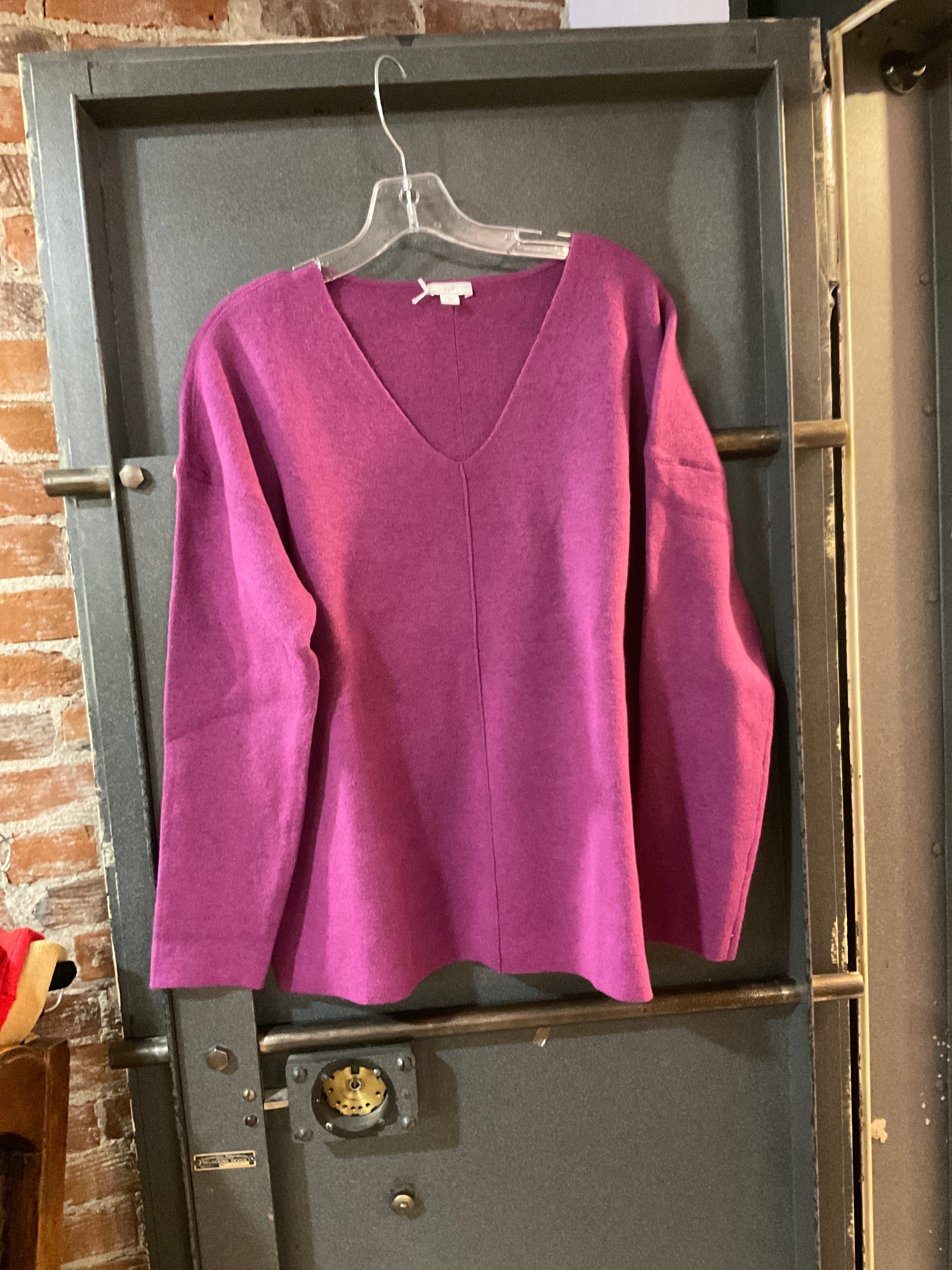 PURPLE J JILL SWEATER M