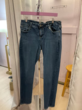 Load image into Gallery viewer, {{Client Code}} DENIM KUT JEANS, 12
