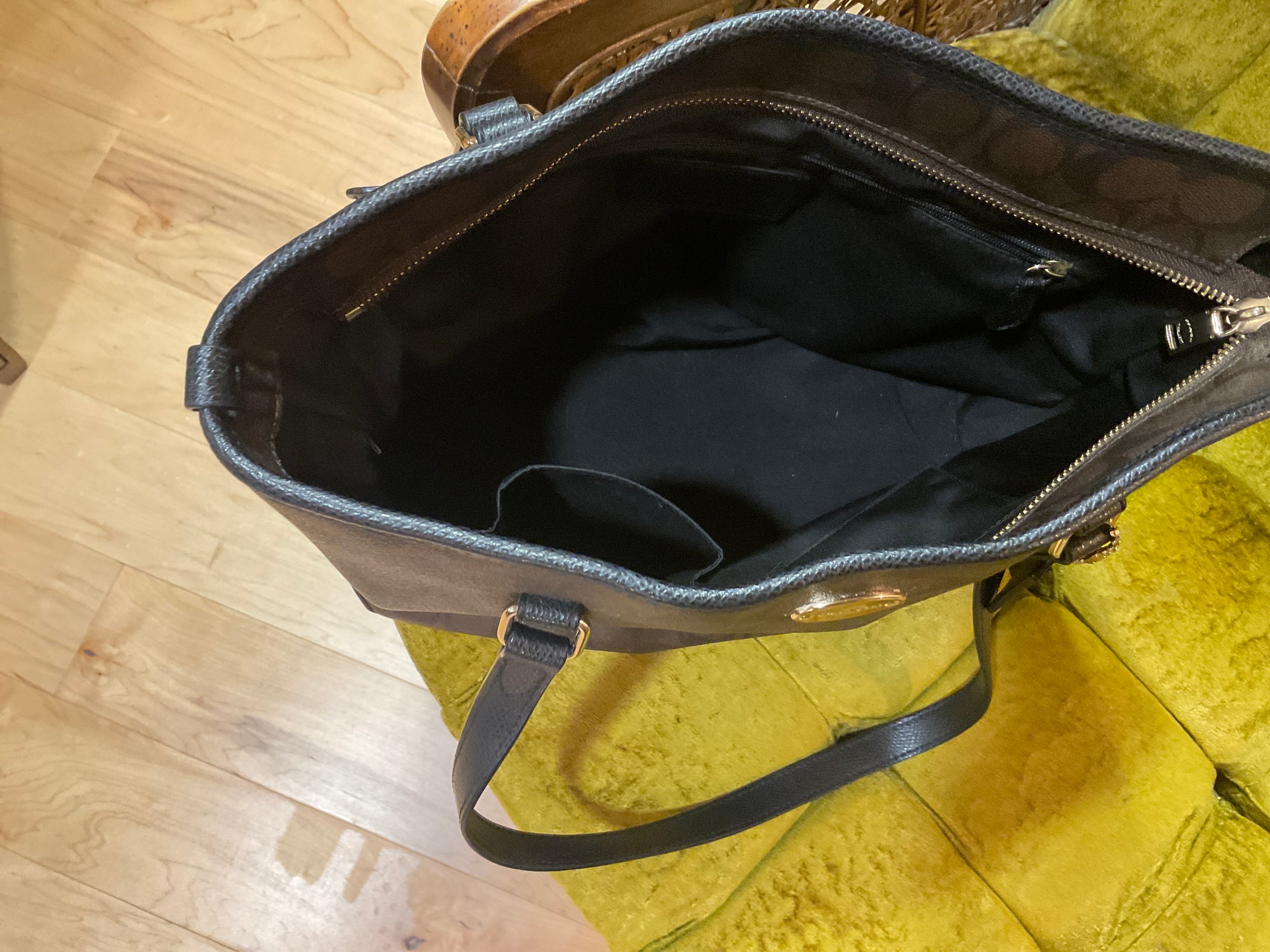 BROWN/BLACK COACH BAG