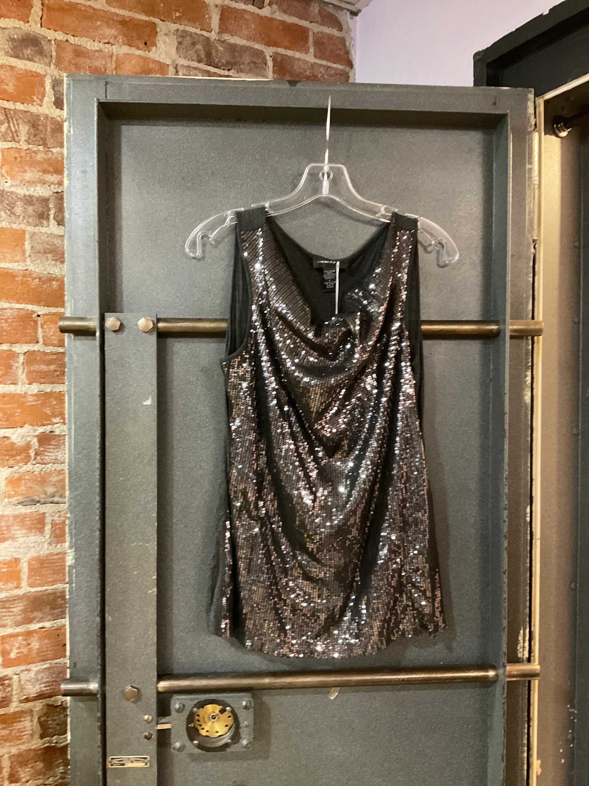 BLACK CABLE &amp; GAUGE TANK TOP L