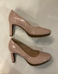 {{Client Code}} BUFF CLARKS PUMPS, 7.5