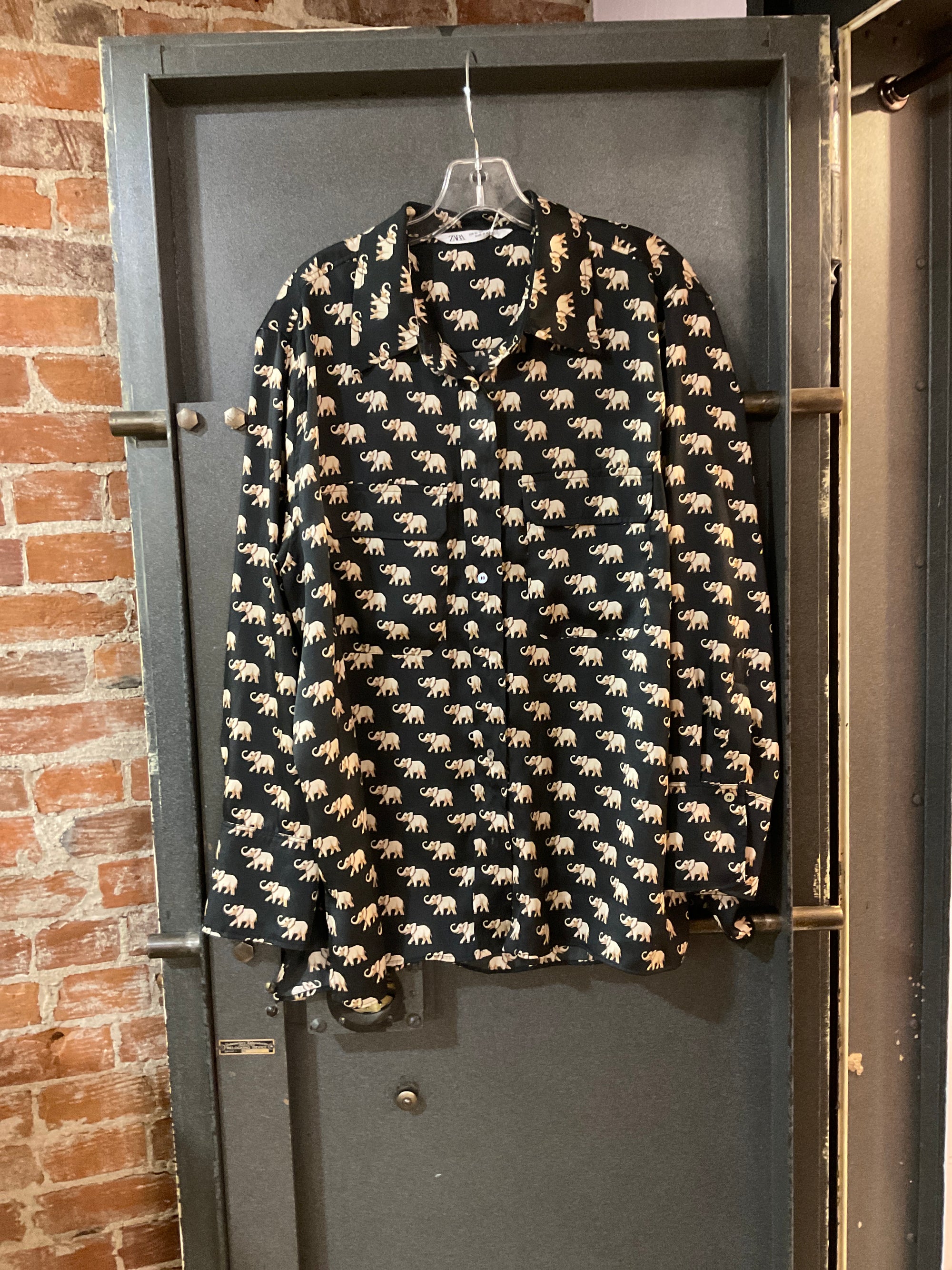 ELEPHANT PATTERN ZARA LONG SLEEVE SHIRT XL