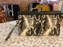 Load image into Gallery viewer, {{ClientCode}} BLK PYTHON UNKNOWN CLUTCH PURSE
