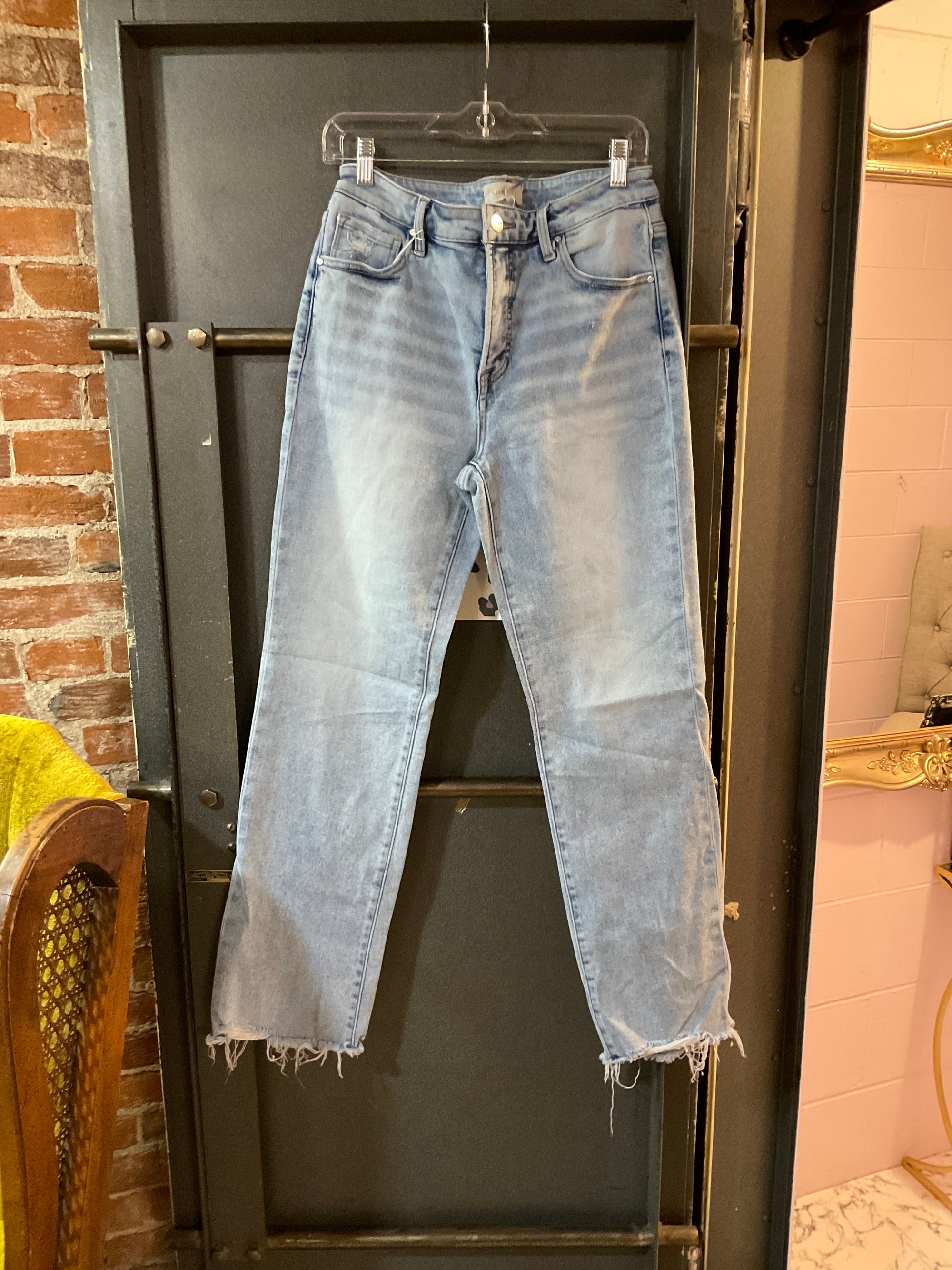 LIGHT WASH RISEN DENIM 11