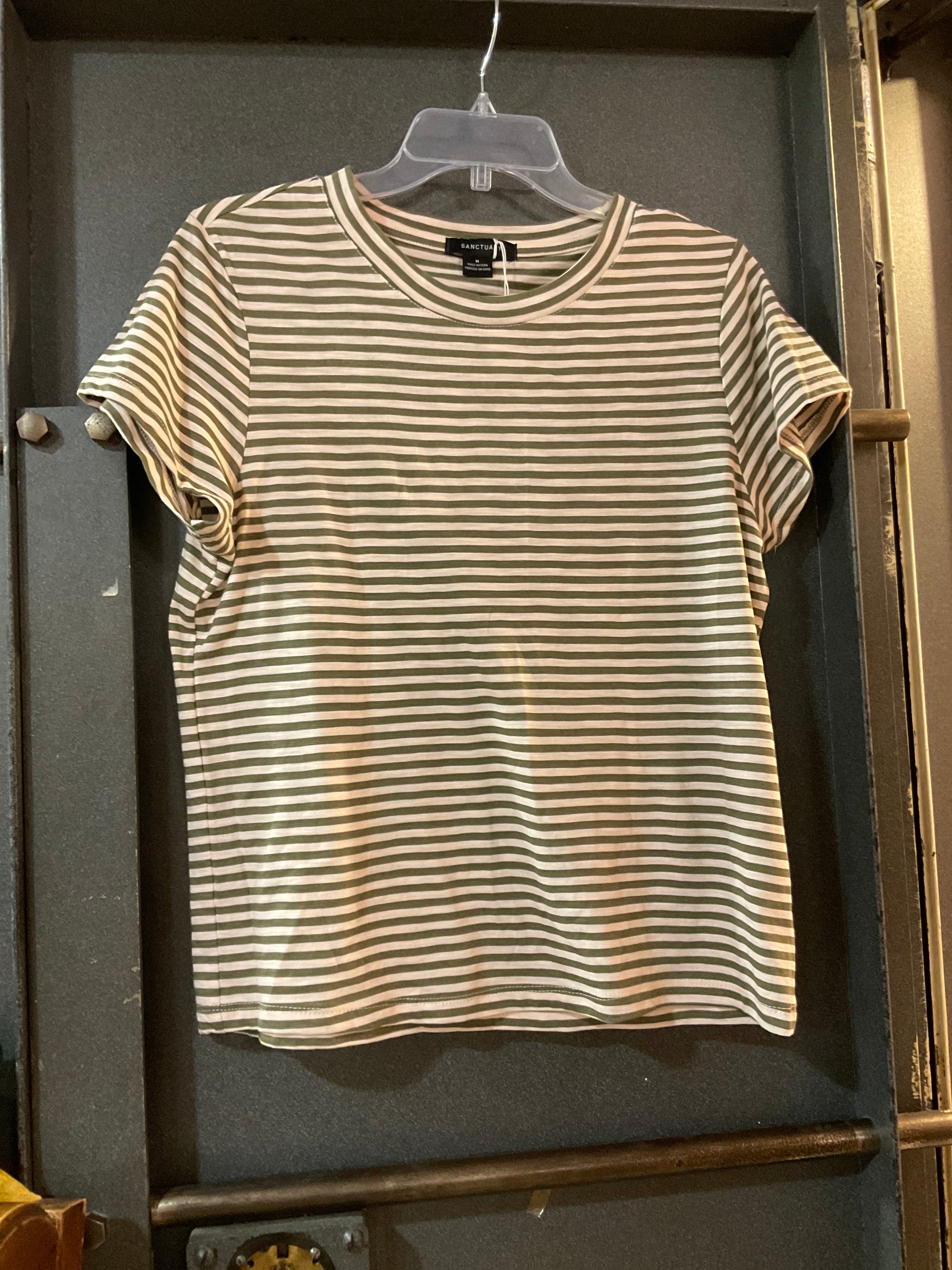 CREAM/OLIVE STRIPE SANCTUARY SHORT SLEEVE SHIRT M