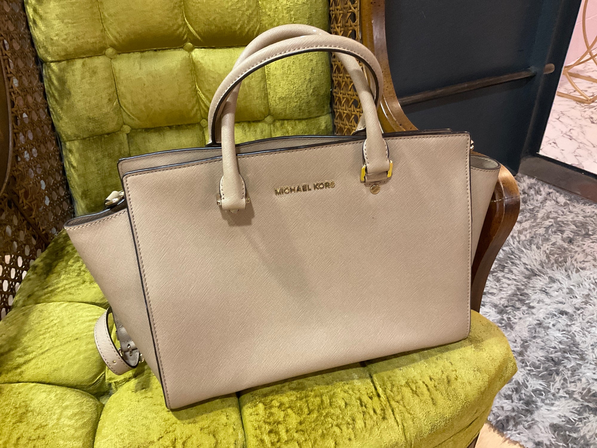 BROWN MICHAEL KORS PURSE