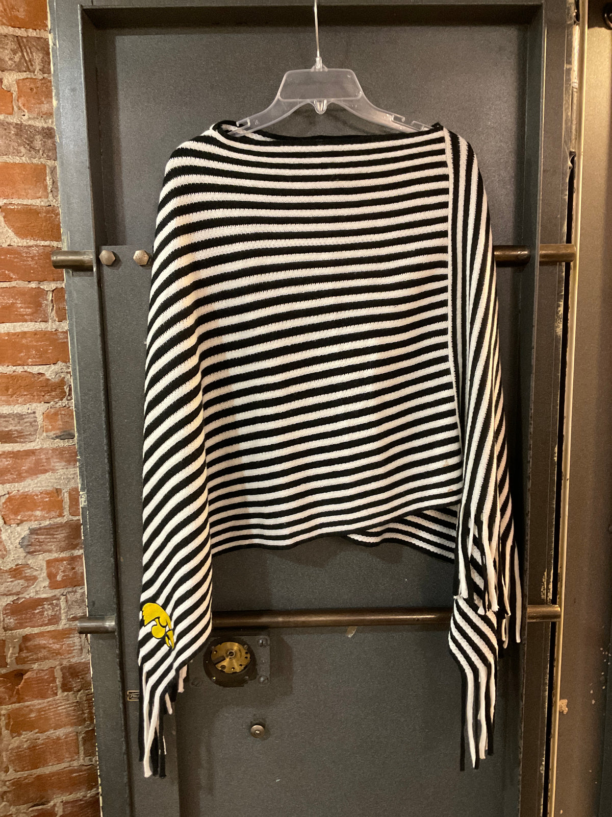 BLACK/WHITE STRIPE CAMPUS SPECIALTIES HAWKEYE PONCHO ONE SIZE