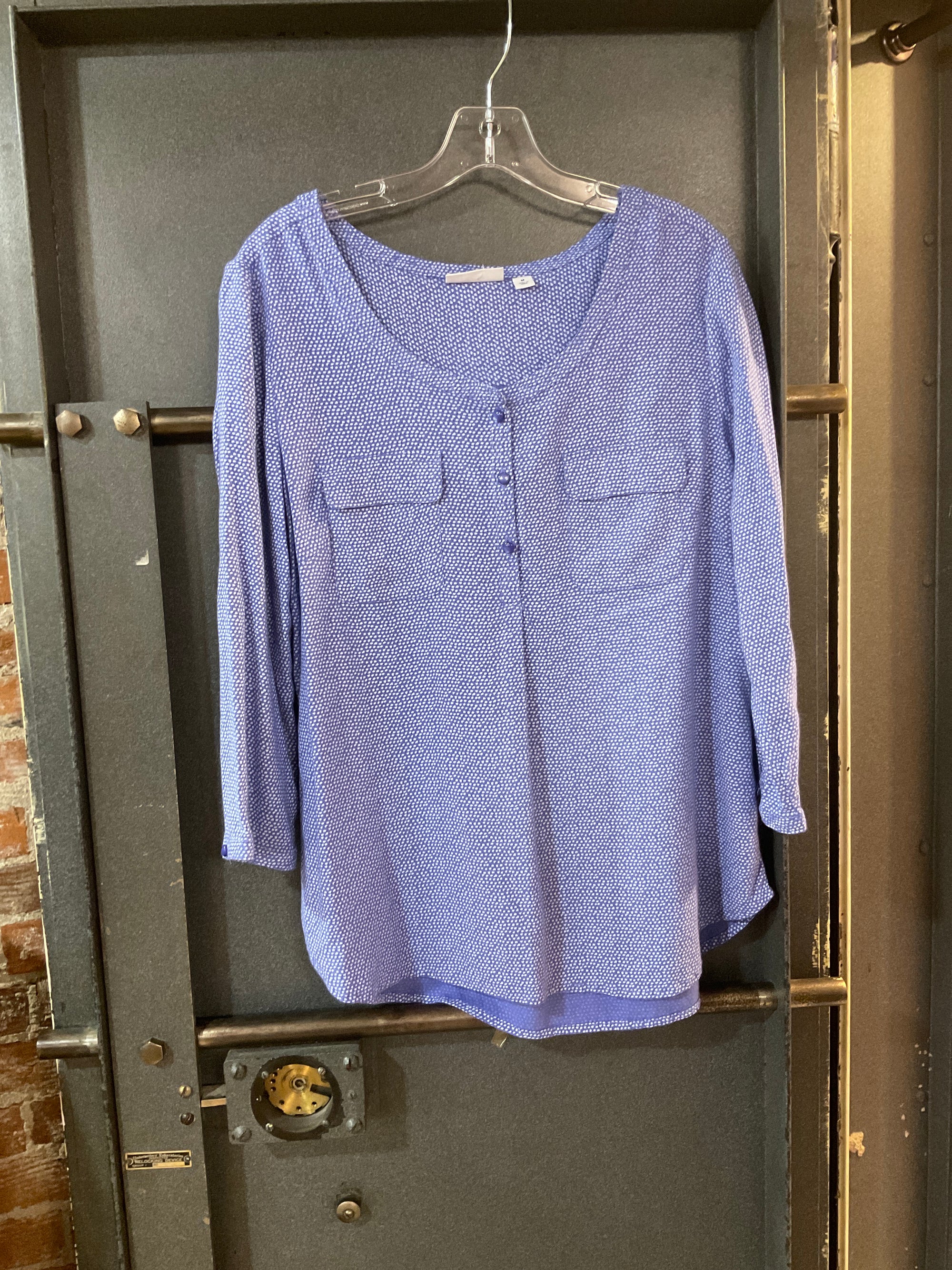 Blue/white ST JOHNS BAY LONG SLEEVE SHIRT M