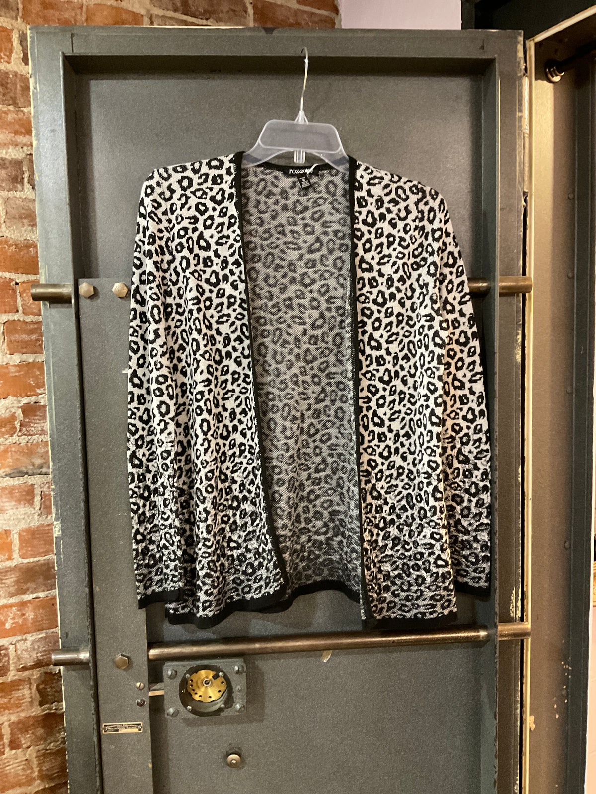 LEOPARD/BLACK ROZ &amp; ALI CARDIGAN M