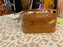 Load image into Gallery viewer, {{ClientCode}} TAN HOBO CROSSBODY PURSE
