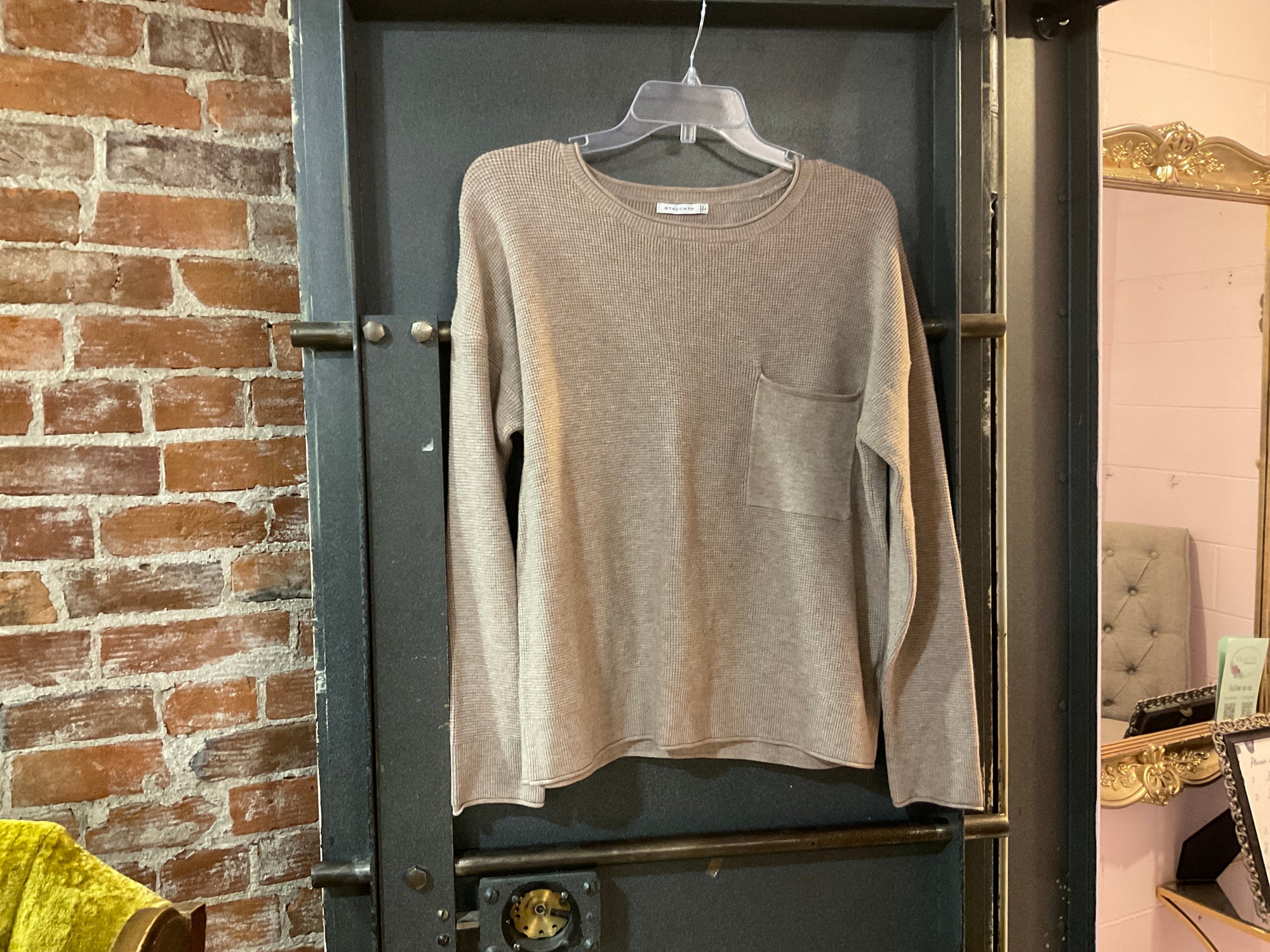 TAN STACCATO LONG SLEEVE SHIRT L