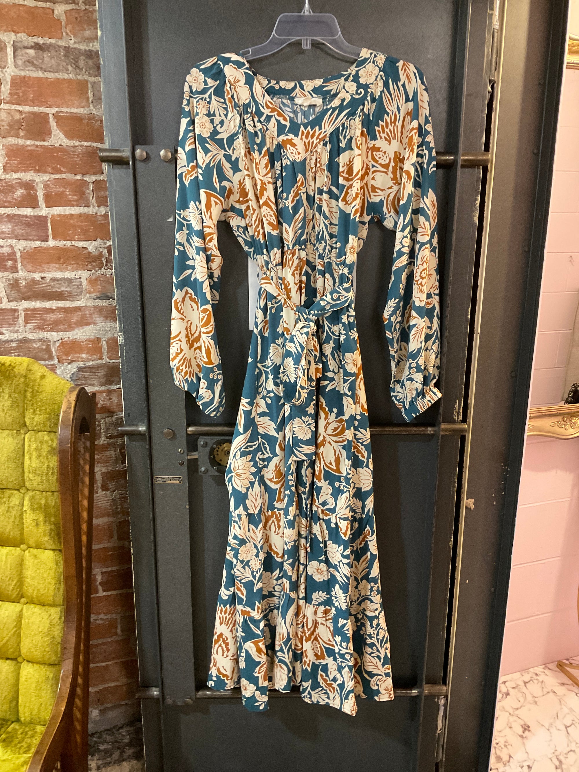 FLORAL PATTERN VANILLA BAY DRESS M