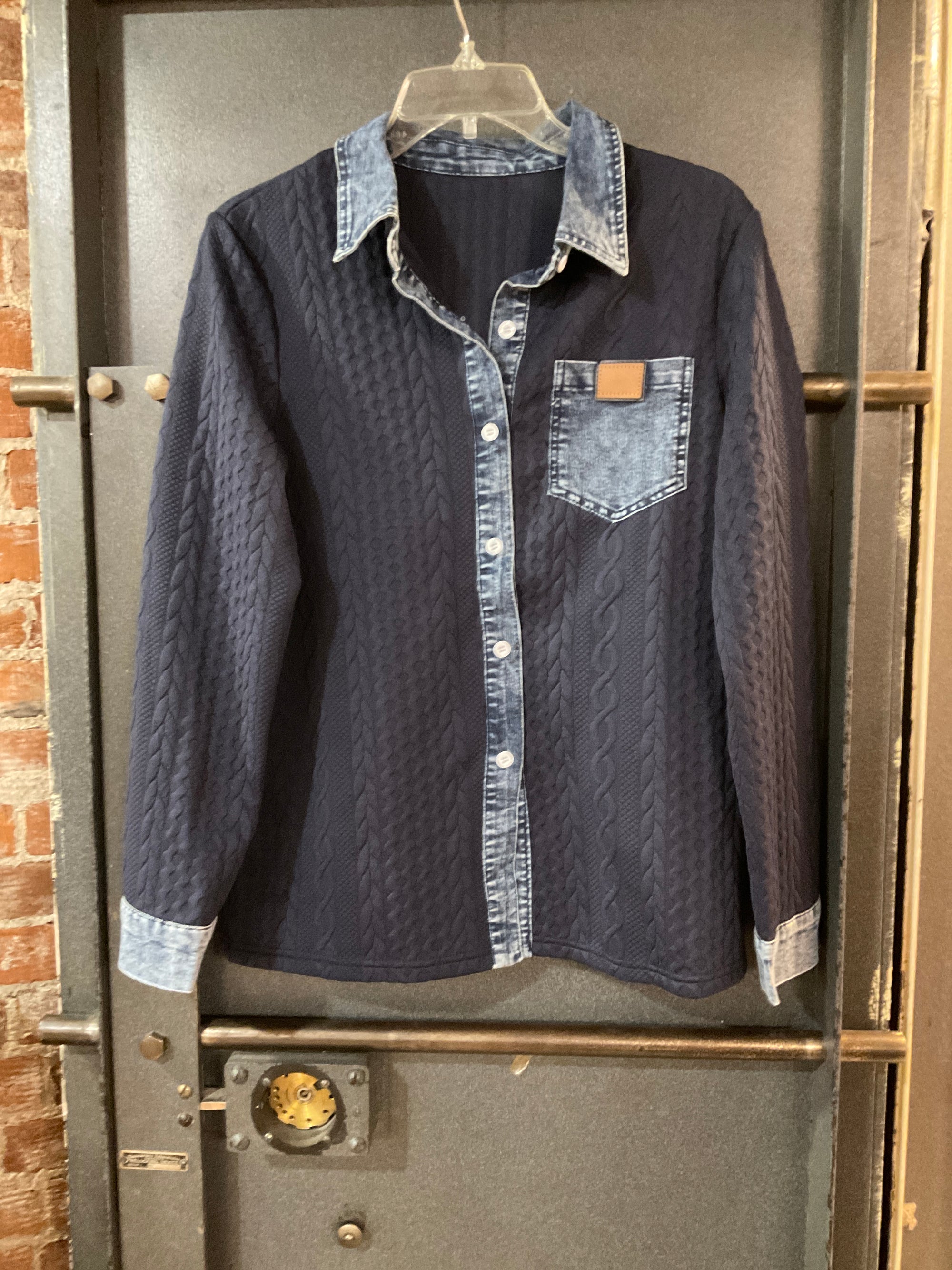 NAVY UNKNOWN LONG SLEEVE SHIRT S