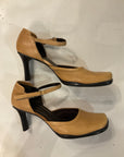 {{Client Code}} TAN NINE WEST HEELS, 39