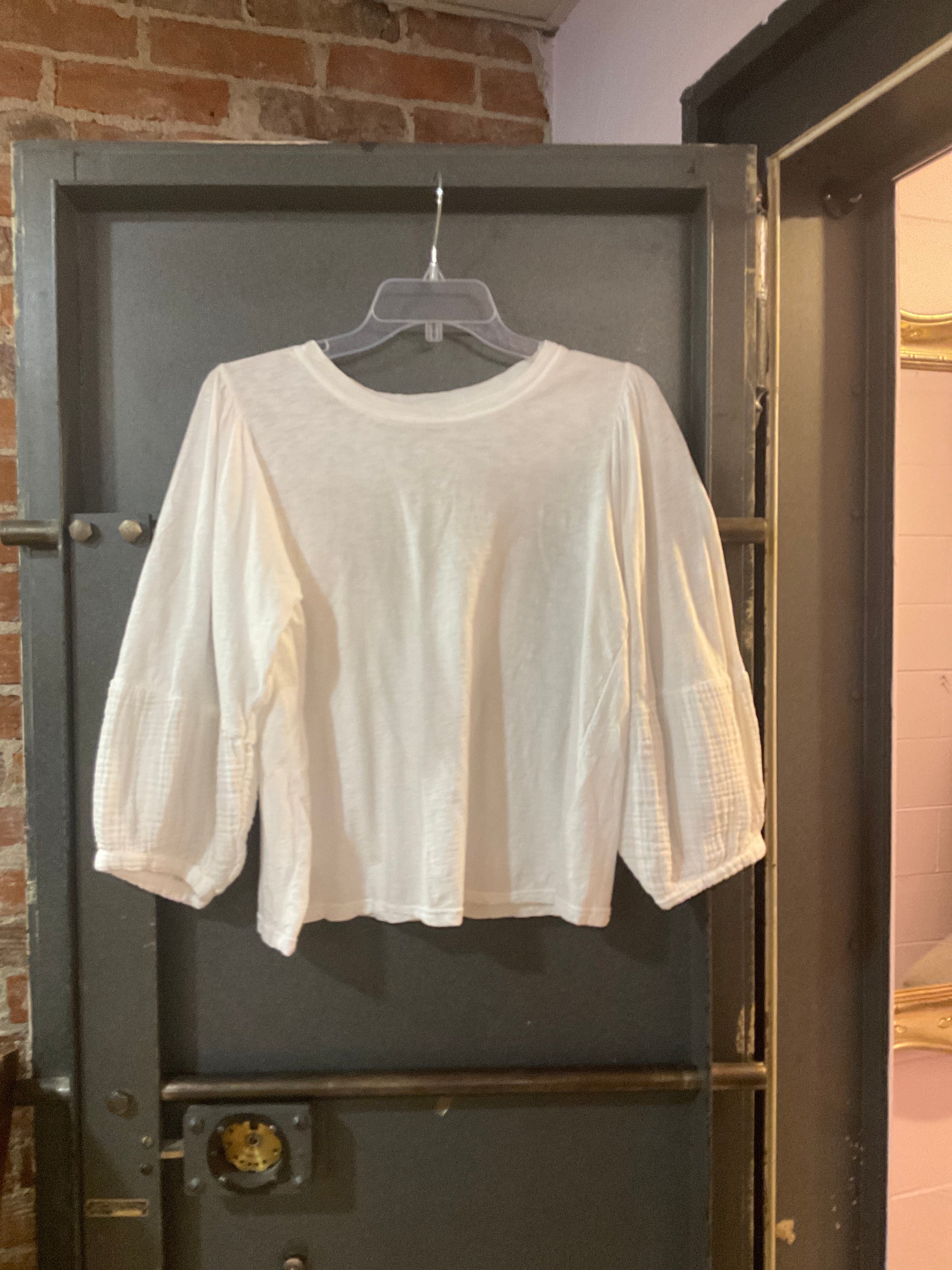 WHITE VELVET LONG SLEEVE SHIRT M