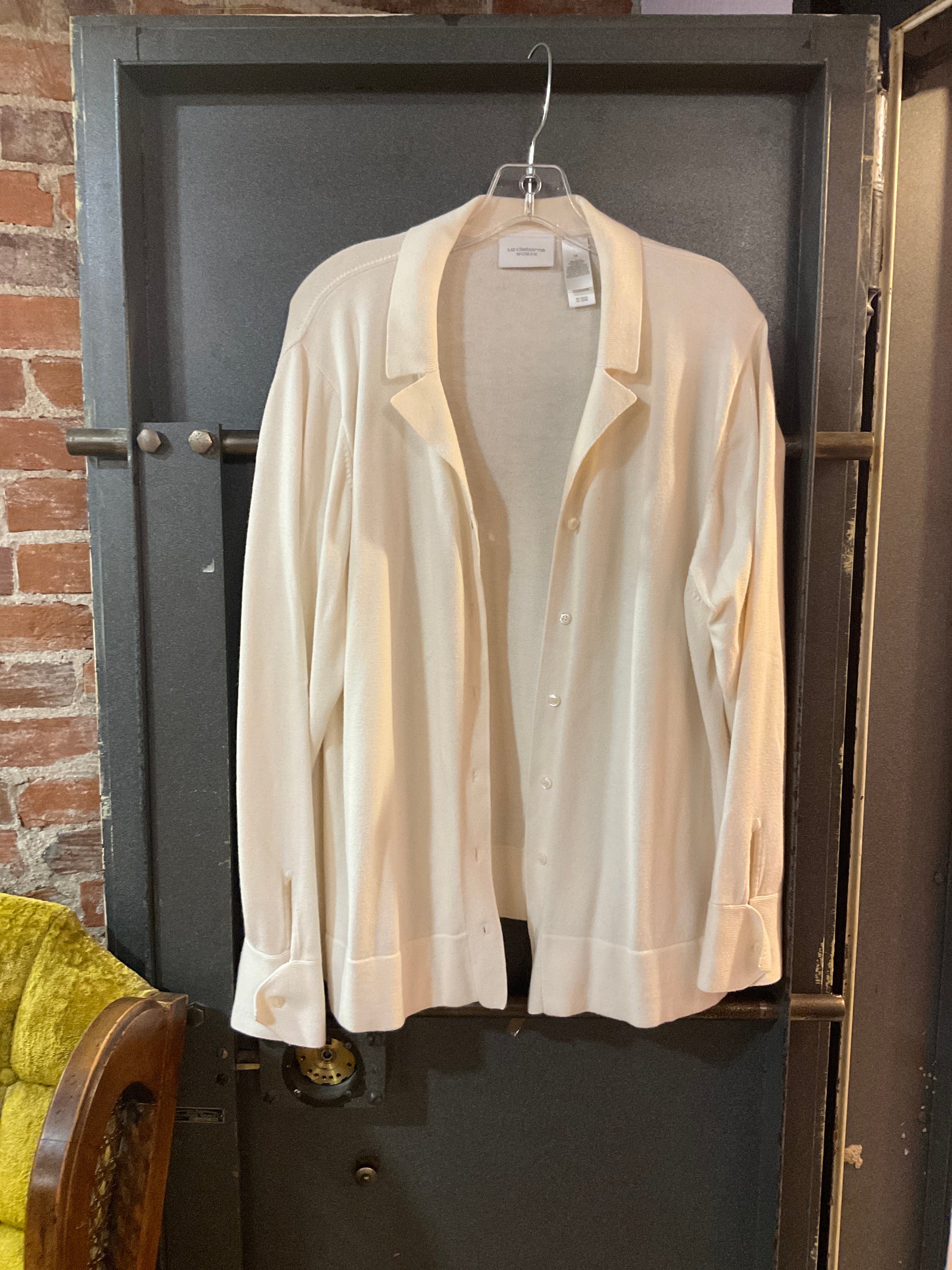 CREAM LIZ CLAIBORNE CARDIGAN 1X