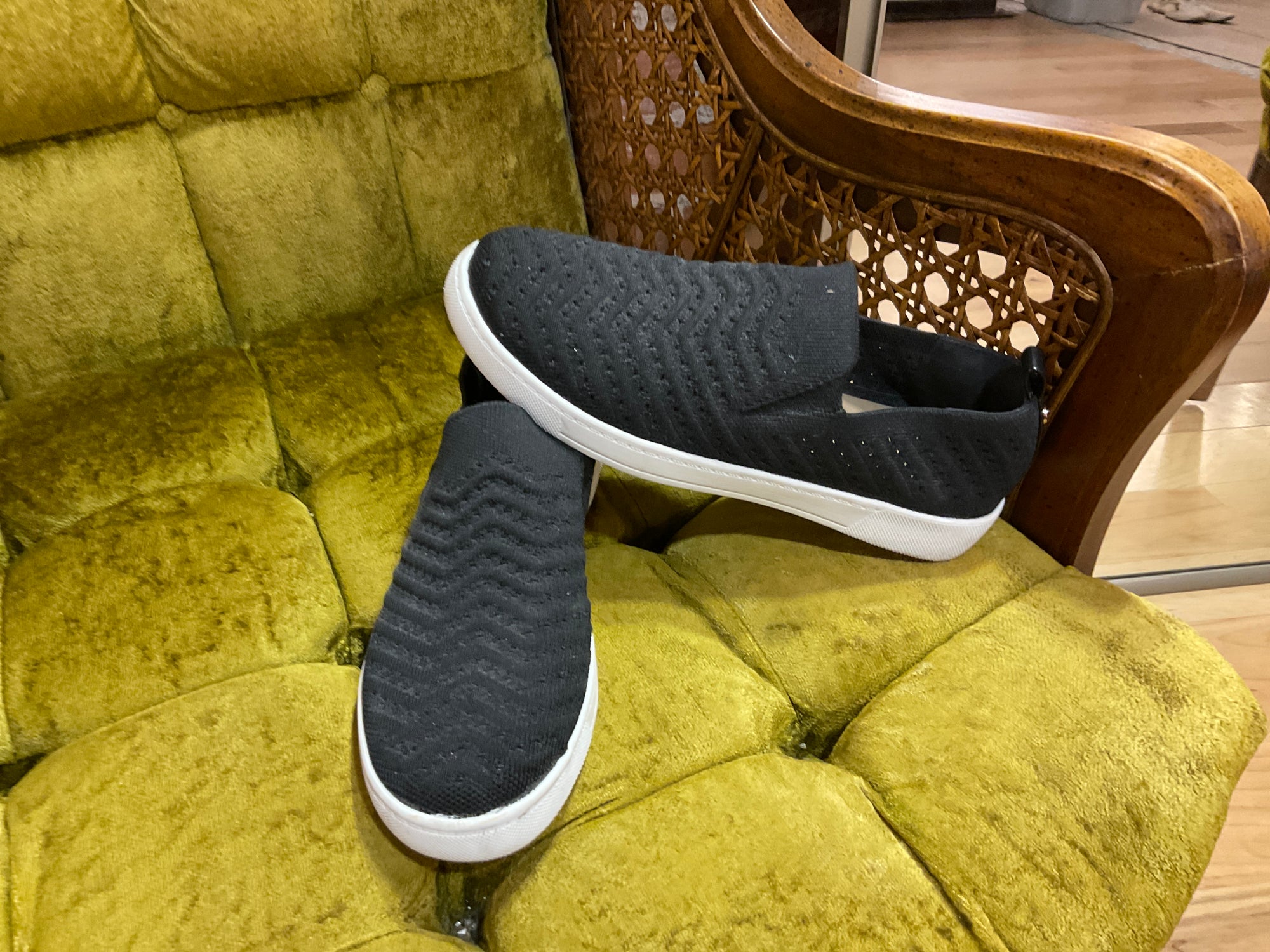 BLACK TARYN SHOE 7