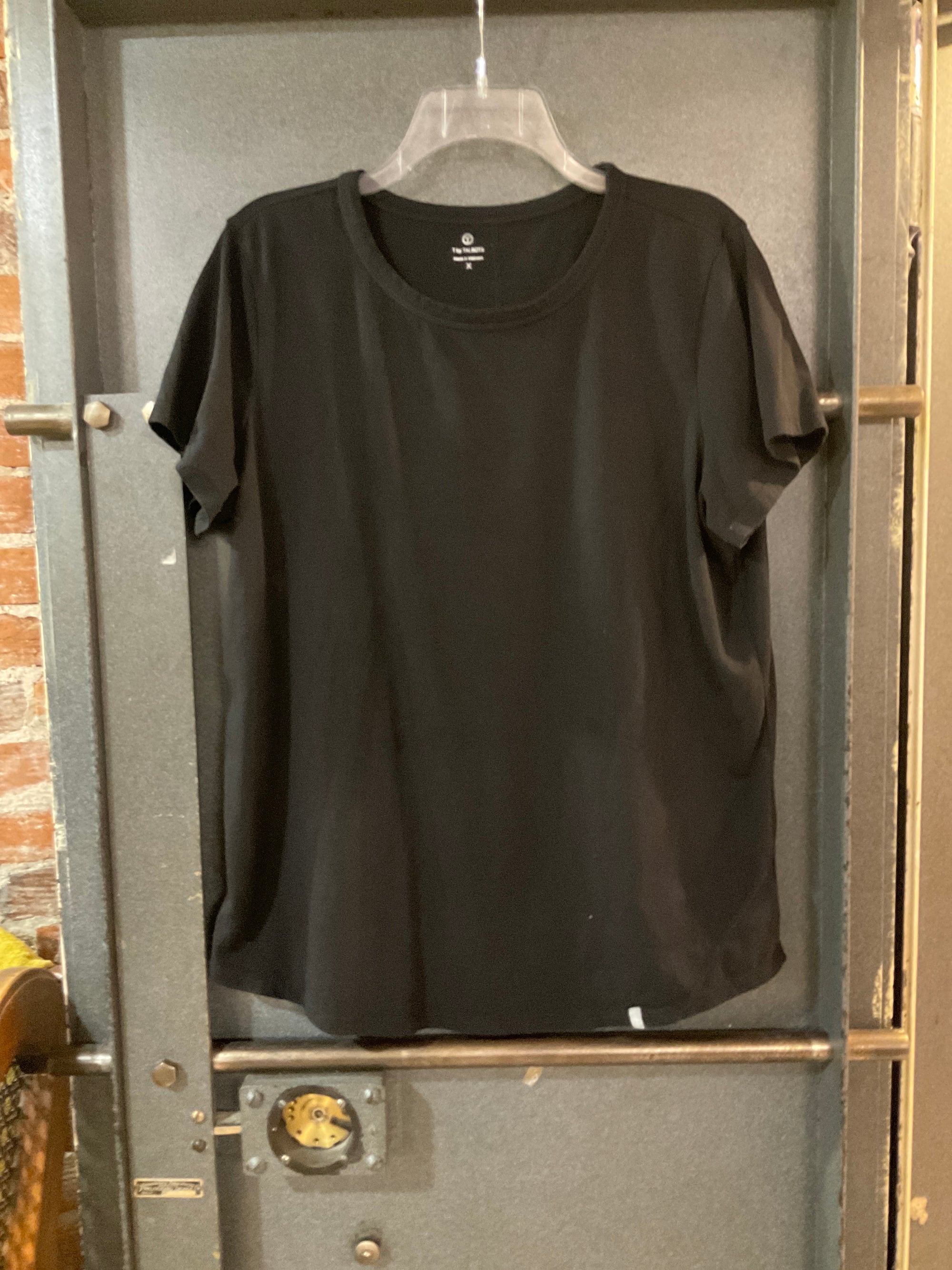 BLACK TALBOTS SHORT SLEEVE SHIRT 1XL