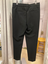 Load image into Gallery viewer, {{ClientCode}} BLACK J&amp;L ATELIER DRESS PANTS, M
