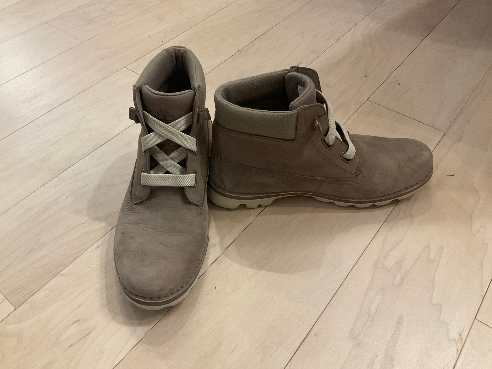 GRAY Timberland BOOT 10