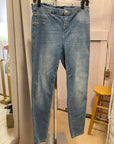 {{Client Code}} LIGHT WASH CENIA JEANS, 10