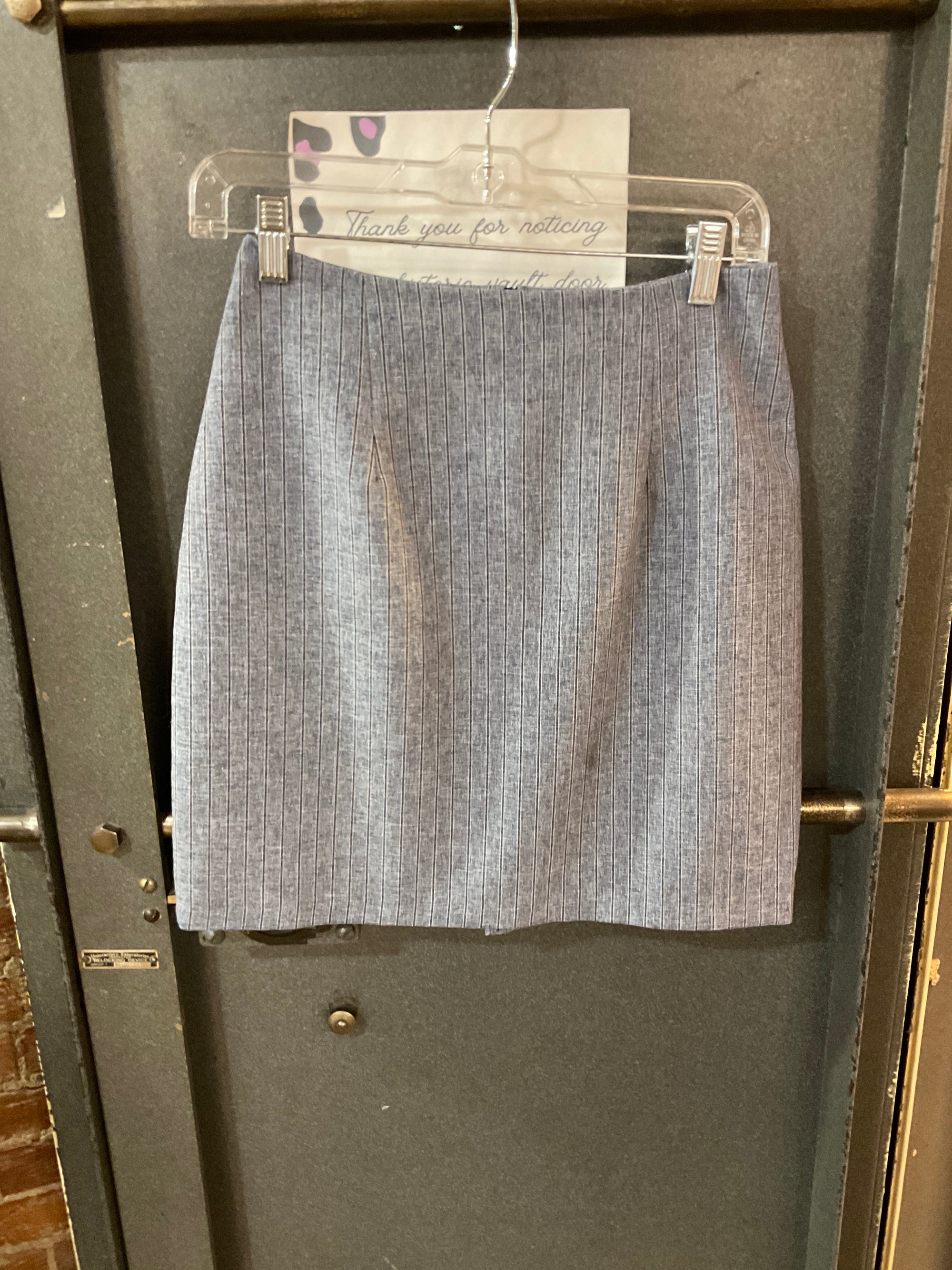 GRAY STRIPE VICTORIA ASHLEY SKIRT S