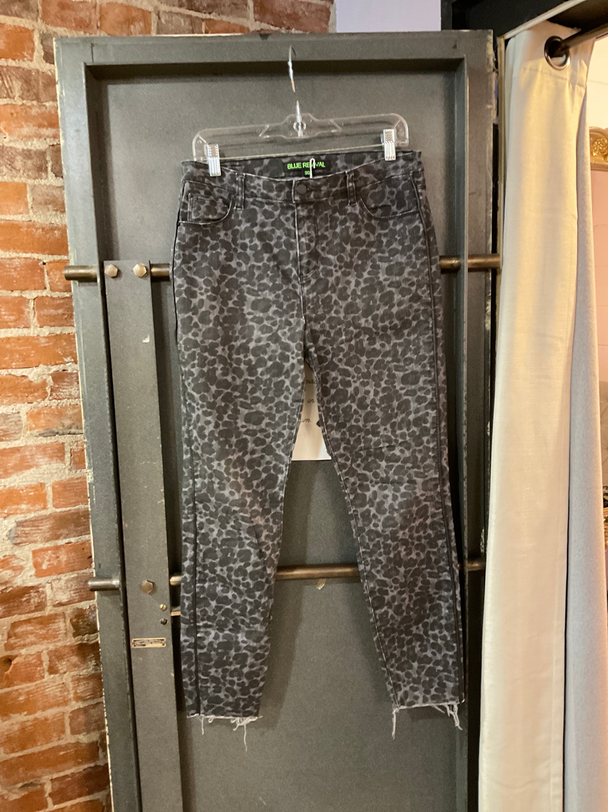 LEOPARD BLUE REVIVAL DENIM 10