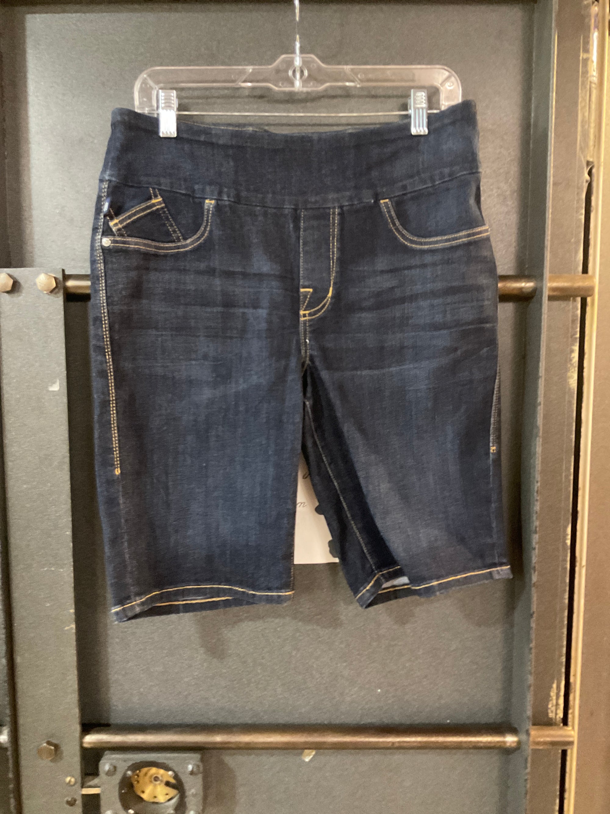 DARK WASH ROCK &amp; REPUBLIC SHORTS 14