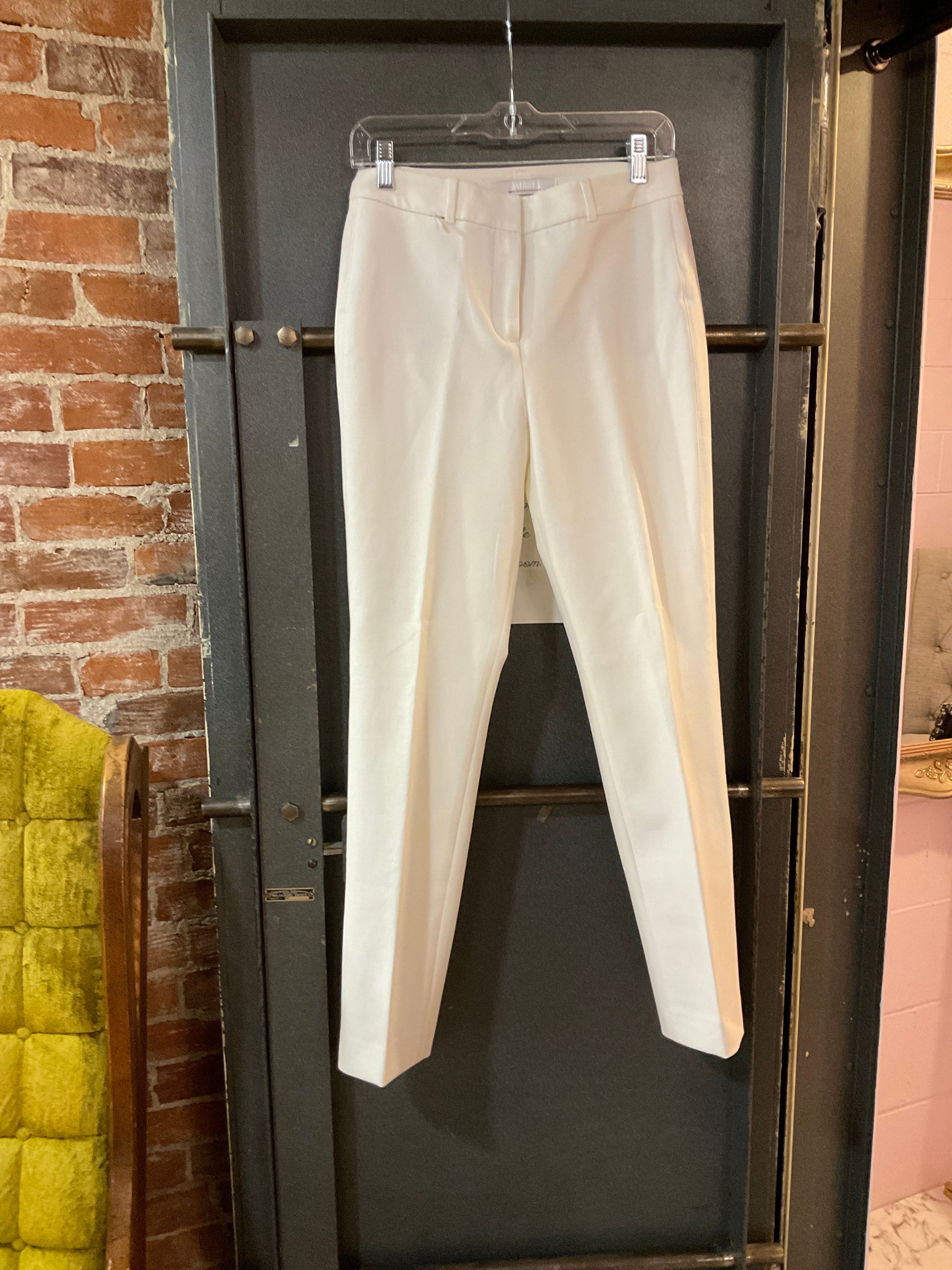 WHITE WHITE HOUSE BLACK MARKET PANTS 2