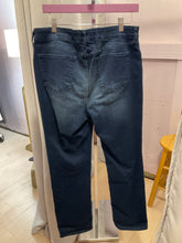 Load image into Gallery viewer, {{Client Code}} DARK DENIM NYDJ JEANS, 12
