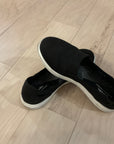 BLACK CLARKS SHOE 8